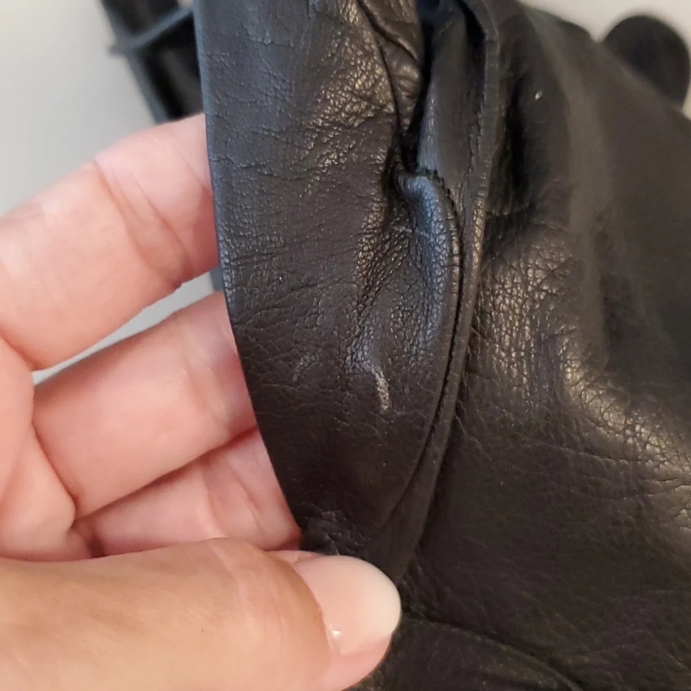 Vintage Black gloves for smaller hands bow detail